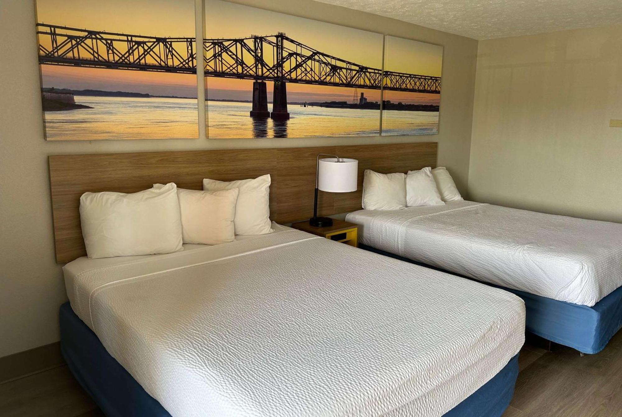Days By Wyndham Airport Fair And Expo Center Louisville