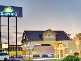 Hotel Days By Wyndham Airport Fair And Expo Center 2*